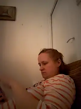 Snapshot of She-devilx chatting on 12/28/24, 11:26 She-devilx online show from 12/28/24, 11:26