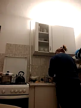 Snapshot of She-devilx chatting on 03/11/25, 12:33 She-devilx online show from 03/11/25, 12:33