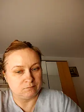 Snapshot of She-devilx chatting on 03/21/25, 09:45 She-devilx online show from 03/21/25, 09:45