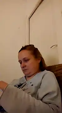 Snapshot of She-devilx chatting on 03/22/25, 12:49 She-devilx online show from 03/22/25, 12:49