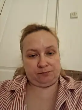 Snapshot of She-devilx chatting on 09/17/25, 07:59 She-devilx online show from 09/17/25, 07:59