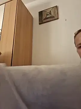 Snapshot of She-devilx chatting on 09/22/25, 09:17 She-devilx online show from 09/22/25, 09:17