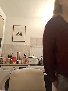 Snapshot of She-devilx chatting on 10/07/25, 11:35 She-devilx online show from 10/07/25, 11:35