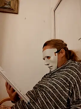 Snapshot of She-devilx chatting on 10/14/25, 10:32 She-devilx online show from 10/14/25, 10:32