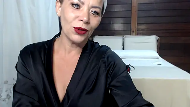 Snapshot of BarbaraDominatrix chatting on 07/23/26, 05:33 BarbaraDominatrix online show from 07/23/26, 05:33