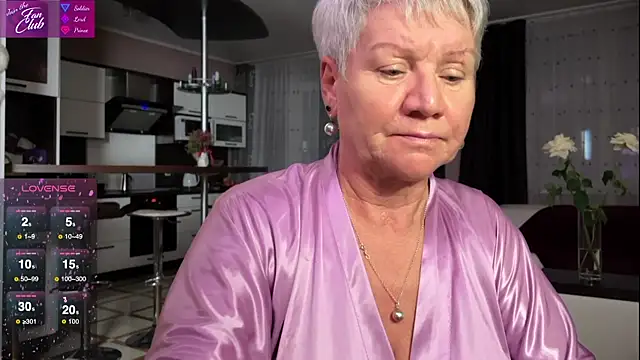 roxana brooks online show from 01/28/25, 02:53