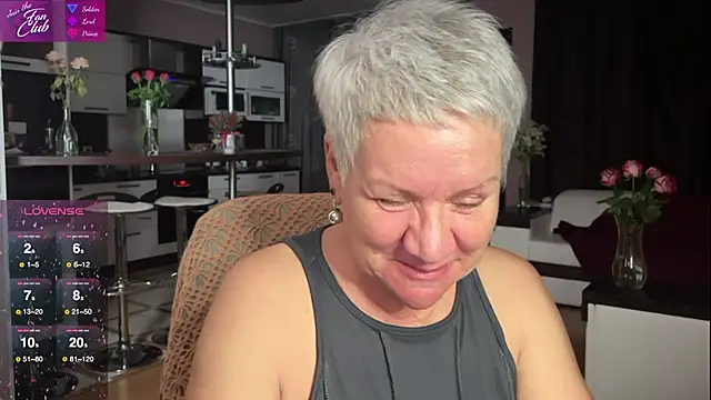 roxana brooks online show from 02/26/25, 02:46