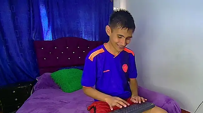 maikinol sexy online show from 03/02/25, 07:56