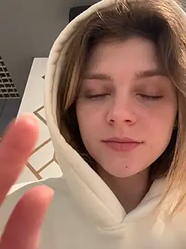 ValenciaShock online show from 04/21/26, 07:14