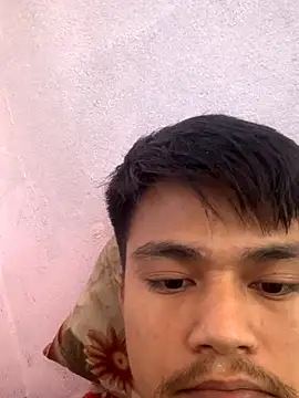 Hullax online show from 11/13/25, 03:05