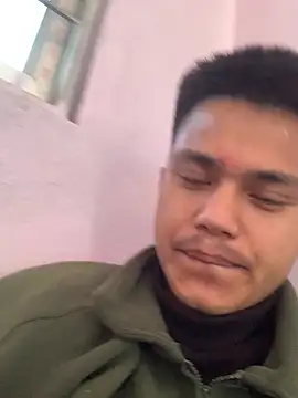 Hullax online show from 02/16/26, 02:51