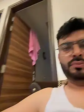 hot rajat online show from 06/24/26, 12:59