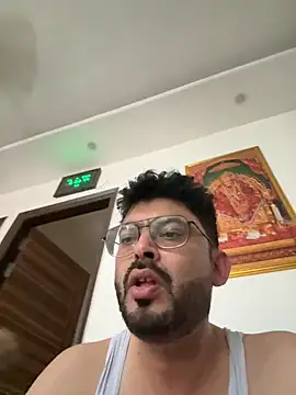 hot rajat online show from 06/26/26, 12:53