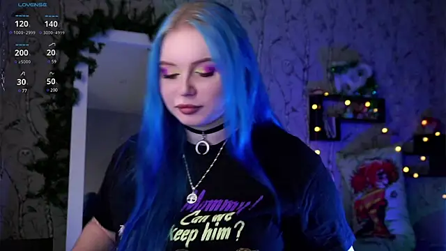 Moon Valkyrie online show from 01/08/25, 10:04