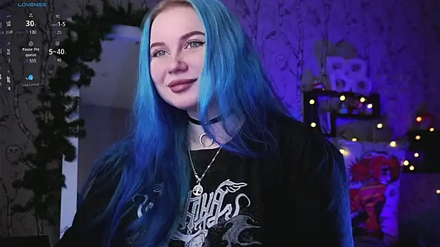 Moon Valkyrie online show from 01/25/25, 01:43