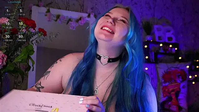 Moon Valkyrie online show from 02/14/25, 02:44