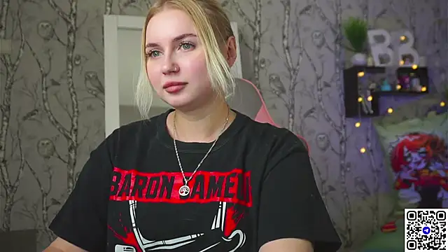 Moon Valkyrie online show from 02/02/26, 08:02