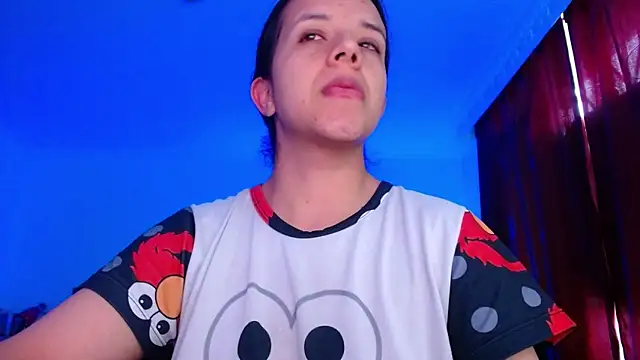 Snapshot of VALERY_MEER chatting on 05/19/26, 11:49 VALERY MEER online show from 05/19/26, 11:49