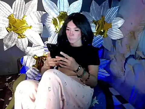 Snapshot of Rhianna_wilson chatting on 06/17/26, 10:06 Rhianna wilson online show from 06/17/26, 10:06