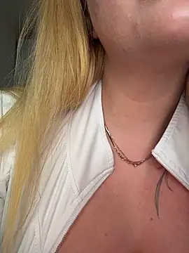 OdriOlsens online show from 10/29/25, 01:24