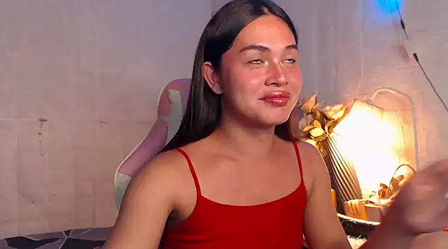 Snapshot of Ashely_Lewis chatting on 12/13/24, 03:43 Ashely Lewis online show from 12/13/24, 03:43