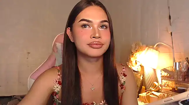 Snapshot of Ashely_Lewis chatting on 01/12/25, 01:05 Ashely Lewis online show from 01/12/25, 01:05