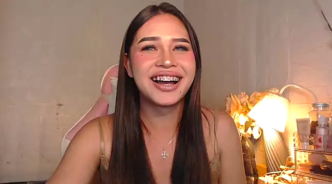 Snapshot of Ashely_Lewis chatting on 01/15/25, 03:07 Ashely Lewis online show from 01/15/25, 03:07