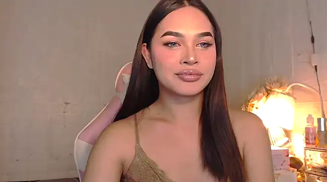 Snapshot of Ashely_Lewis chatting on 01/26/25, 10:23 Ashely Lewis online show from 01/26/25, 10:23