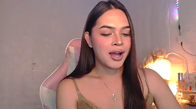 Snapshot of Ashely_Lewis chatting on 02/05/25, 01:44 Ashely Lewis online show from 02/05/25, 01:44