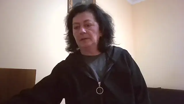 GypsiQueen2 online show from 04/21/26, 06:23