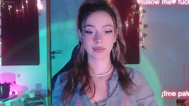 Snapshot of sakura_beauty chatting on 10/05/25, 04:33 sakura beauty online show from 10/05/25, 04:33