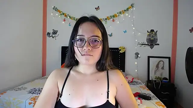 naughty girl 4u online show from 02/12/25, 07:24