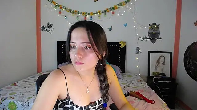 naughty girl 4u online show from 02/17/25, 06:26