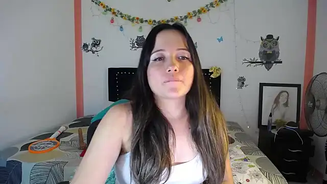 naughty girl 4u online show from 03/05/25, 07:49