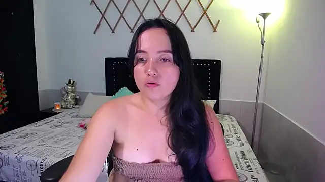 naughty girl 4u online show from 10/01/25, 04:35