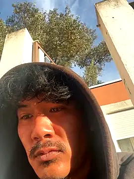 juniiorre online show from 10/21/25, 07:09