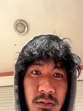 juniiorre online show from 10/26/25, 11:38