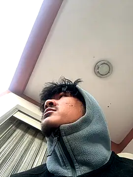 juniiorre online show from 11/06/25, 07:20