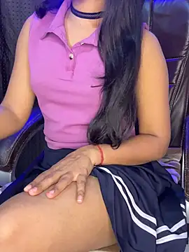 SCHOOL Girl 0 online show from 12/11/24, 11:41