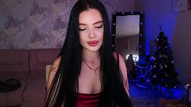 Snapshot of __Malika__ chatting on 12/19/24, 07:29   Malika   online show from 12/19/24, 07:29