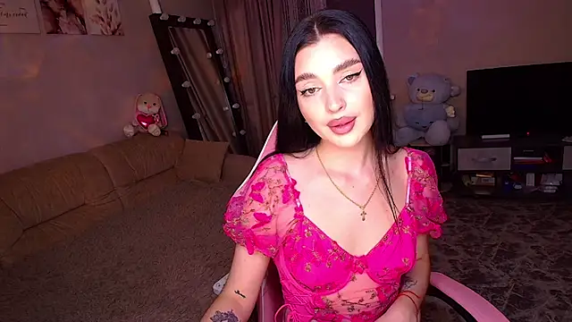 Snapshot of __Malika__ chatting on 09/15/25, 02:39   Malika   online show from 09/15/25, 02:39