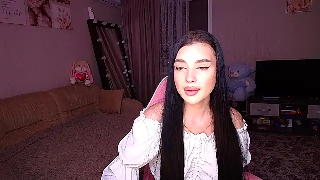 Snapshot of __Malika__ chatting on 09/29/25, 02:55   Malika   online show from 09/29/25, 02:55