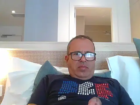 fireman18rj online show from 05/03/26, 11:05