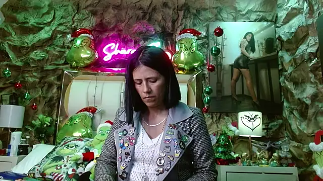 Snapshot of sharoon_cheerry chatting on 12/24/24, 01:06 sharoon cheerry online show from 12/24/24, 01:06