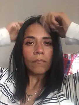 Snapshot of sharoon_cheerry chatting on 03/12/25, 09:45 sharoon cheerry online show from 03/12/25, 09:45