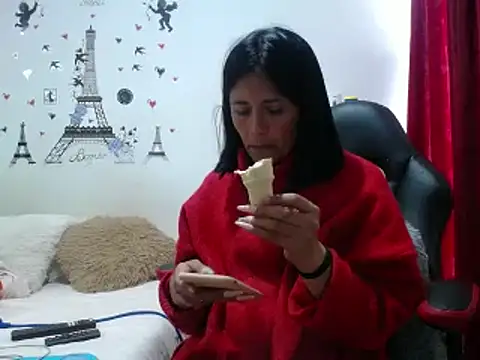 Snapshot of sharoon_cheerry chatting on 03/20/25, 04:42 sharoon cheerry online show from 03/20/25, 04:42