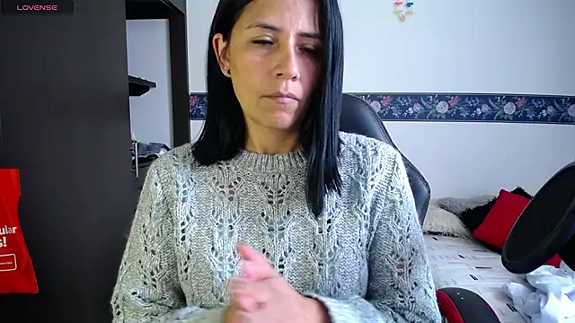 Snapshot of sharoon_cheerry chatting on 09/20/25, 03:13 sharoon cheerry online show from 09/20/25, 03:13