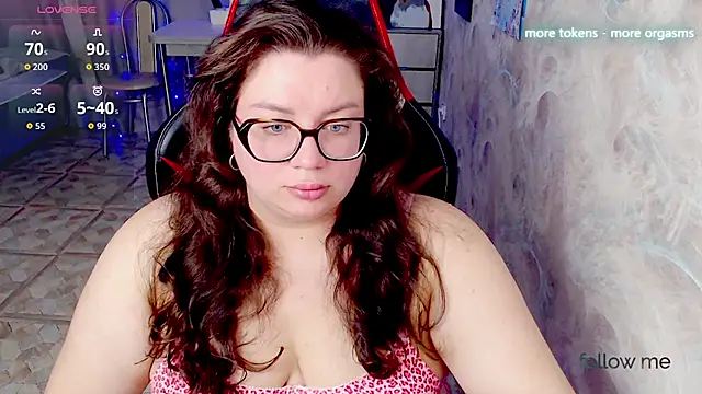 Snapshot of alexa_sweetyy chatting on 05/04/26, 05:20 alexa sweetyy online show from 05/04/26, 05:20