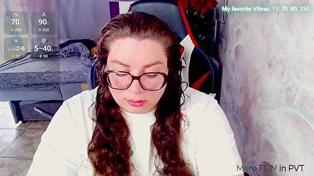 Snapshot of alexa_sweetyy chatting on 06/19/26, 09:35 alexa sweetyy online show from 06/19/26, 09:35