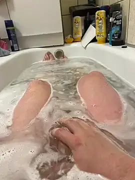 David19932908 online show from 03/12/25, 06:00